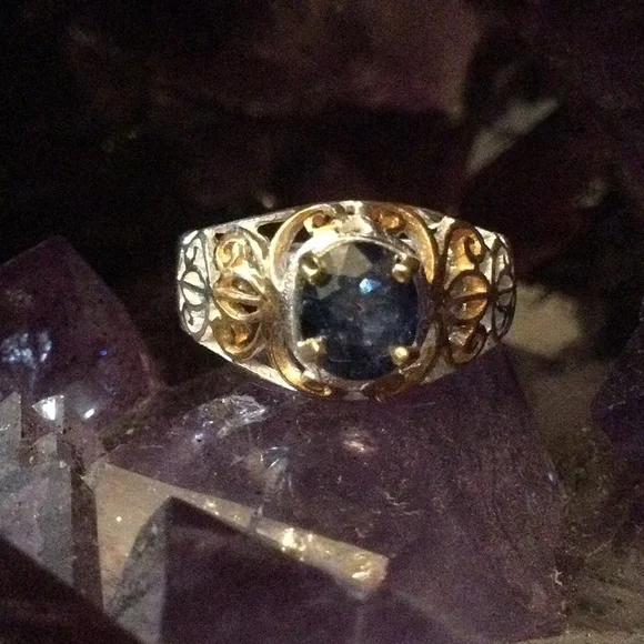 Enchanting Genuine Sapphire Ring